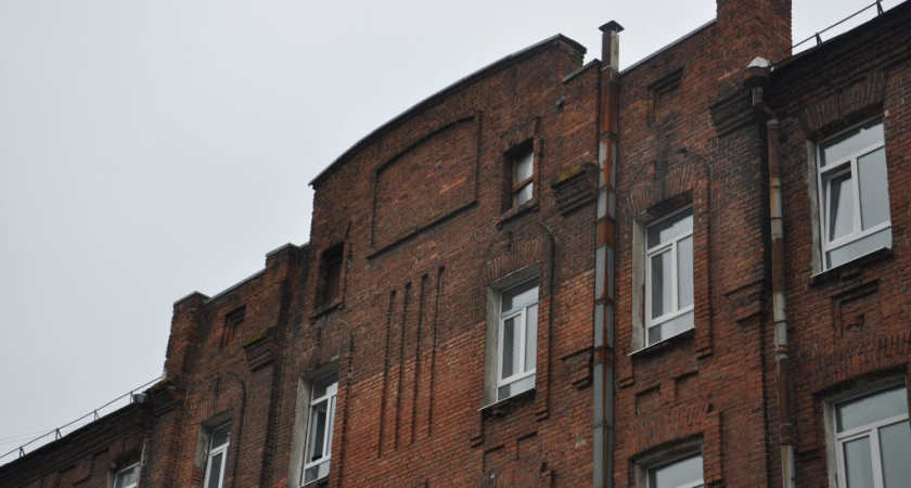 В Воронеже собираются отремонтировать объект культурного наследия «Казарма им. Раевского»