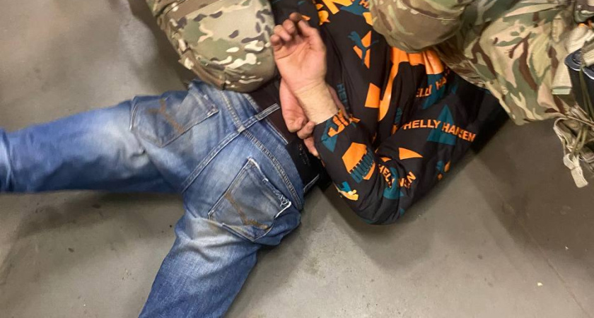 В Воронеже полицейские задержали подозреваемого в сутенерстве