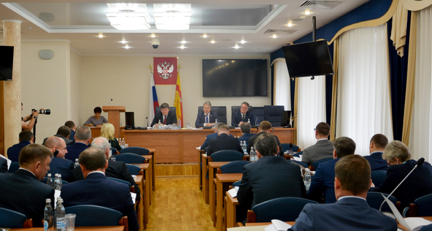 Вкусно ли яблочко? 