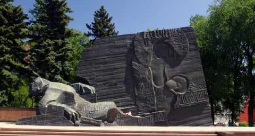 Мэрии в очередной раз не удалось найти подрядчика на ремонт Памятника Славы в Воронеже