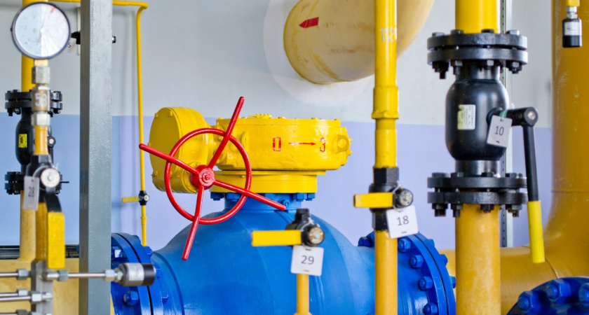 «Газпром» хочет «стрясти» более 100 млн рублей со снабжающих воронежцев теплом компаний