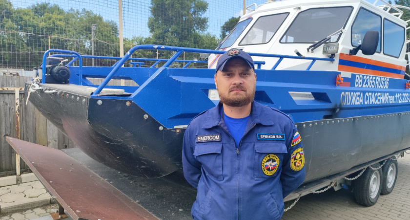 «Ушла мыться и застряла в ванной»: воронежский спасатель рассказал о необычных вызовах 