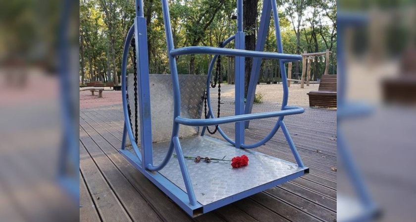 13-летний мальчик умер после падения с качелей в Воронежской области