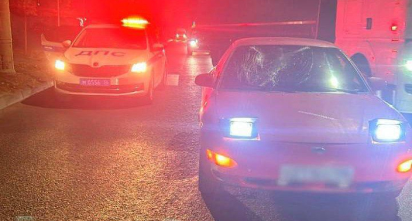 Автомобиль сбил женщину с ребенком в коляске в Воронеже