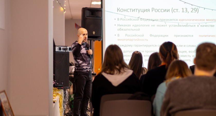 Профессор воронежского вуза продолжает просветительскую работу со студентами в рамках проекта «Диалог-2025»