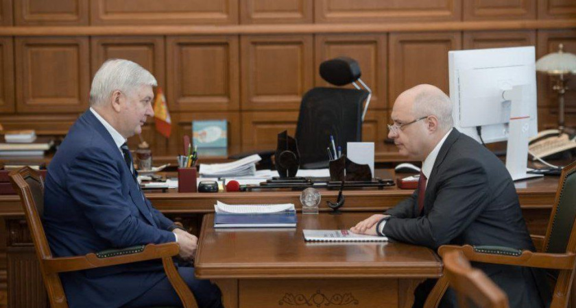 Губернатор Александр Гусев встретился с депутатом Госдумы Сергеем Гавриловым