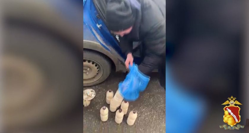 Полицейские задержали «курьера» с почти 5 кг наркотиков в Воронежской области