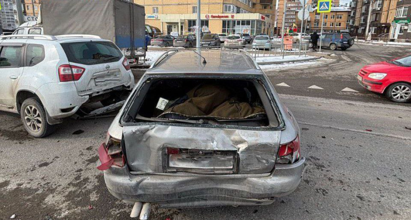 В Воронеже в результате массовой аварии пострадал маленький ребенок