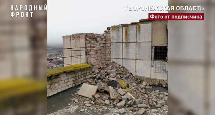 В Воронеже вместо ремонта крыши и подвала жителям установили новые лифты