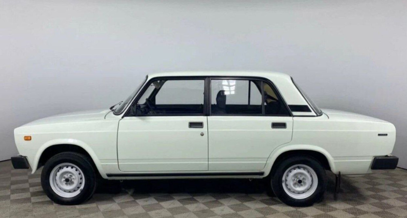 28-летние «Жигули» продают за астрономическую сумму в Борисоглебске Воронежской области