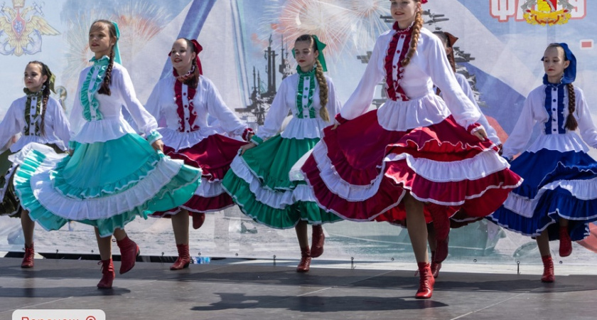 Воронеж масштабно отметил День Военно-Морского Флота