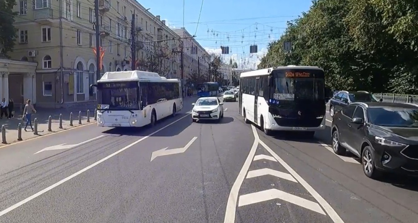 В Воронеже с нового года запустят новые автобусы и сократят маршруты