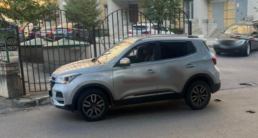 На улице Моисеева в Воронеже водитель сбил 16-летнего подростка на велосипеде