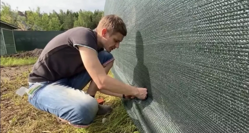 Не только красивое, но и практичное ограждение на даче: устанавливается за день, а стоит недорого - соседи обзавидовались