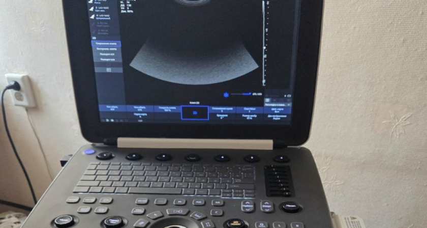 В Семилуках больница получила современный аппарат для УЗИ