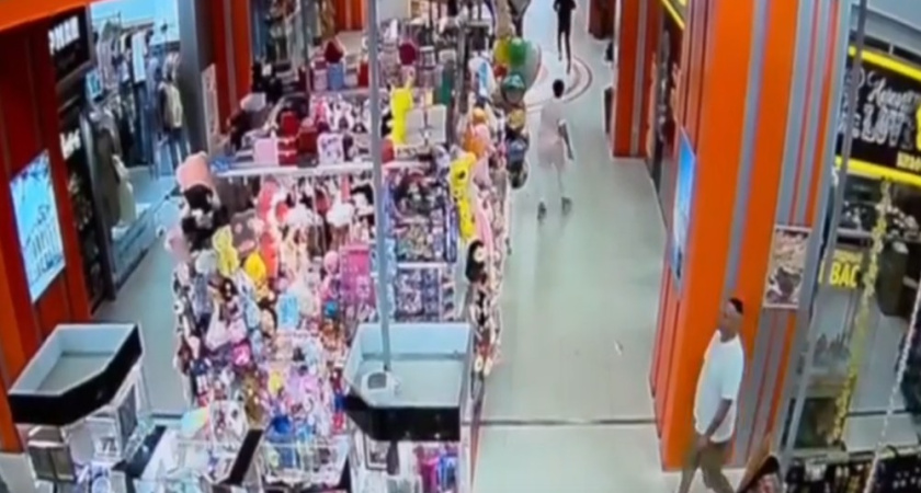 Кража мягкой игрушки обернулась уголовным делом для 18-летнего воронежца