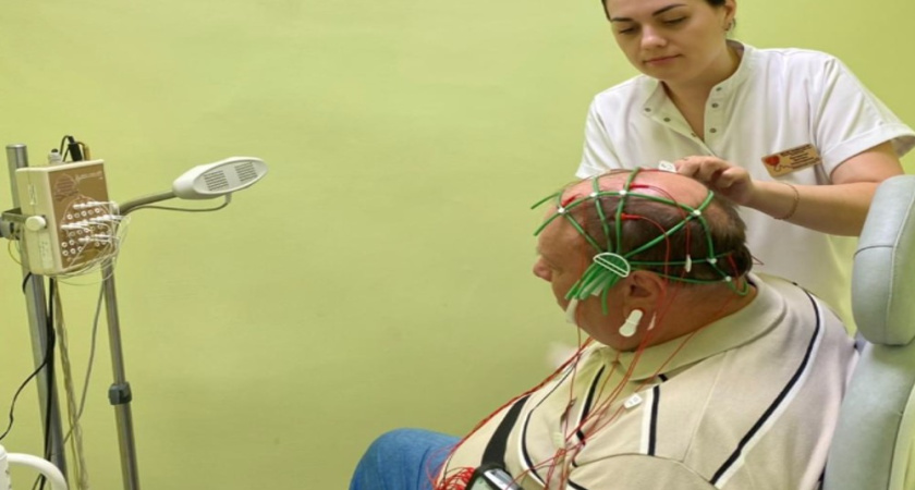 В Аннинской районной больнице заработал современный комплекс для мониторинга мозга