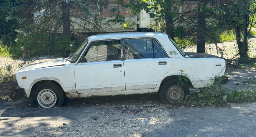 Вечером продал машину, а на утро 15 пропущенных от покупателя. Ком к горлу подкатил - поднимаю трубку