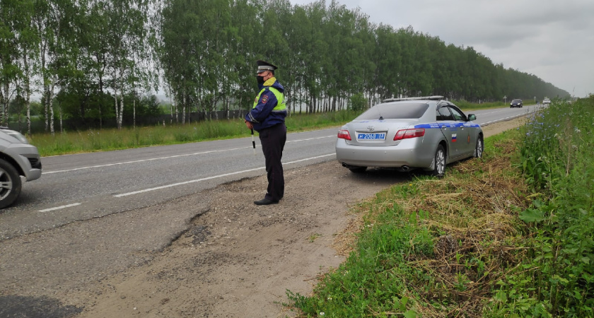 В ГАИ напомнили о фразах, которые запрещено произносить в разговоре с инспектором