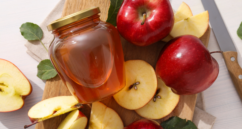 Яблочный крем с миндалем: осенняя паста без сахара и масла