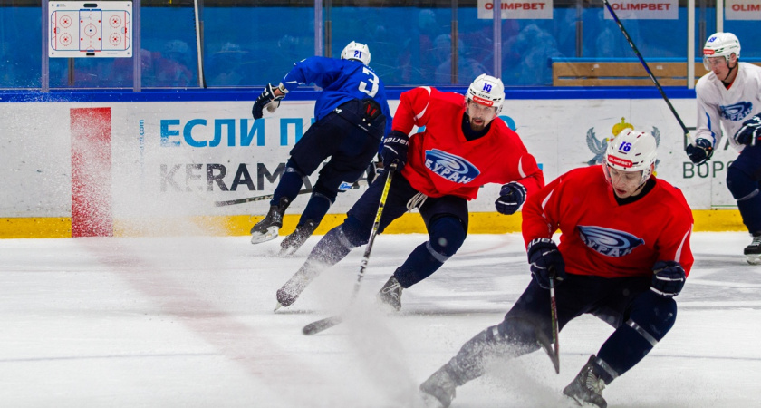 «Буран» победил московскую «Звезду» со счетом 3:0