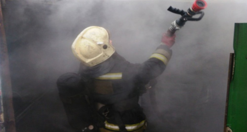 В Рамонском районе ночью сгорела хозпостройка в садоводческом товариществе «Медик»