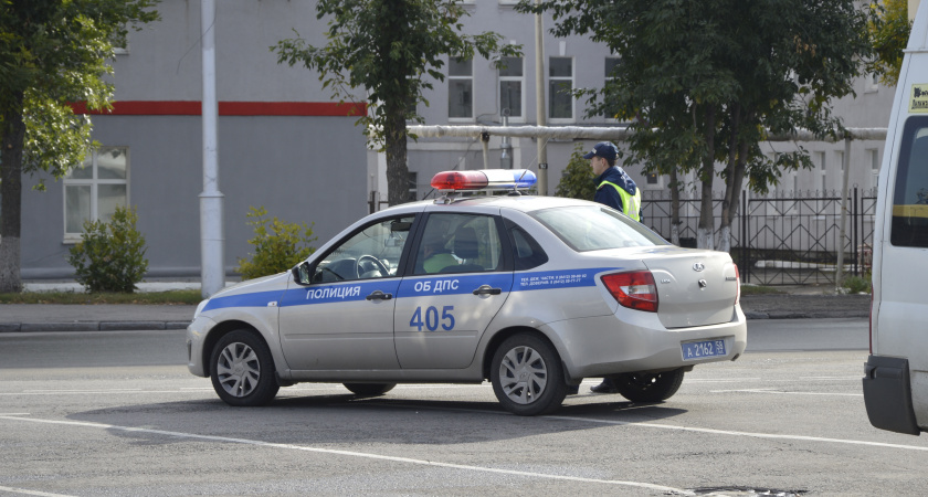 Как ответить инспектору на просьбу открыть капот, чтобы он сразу отпустил