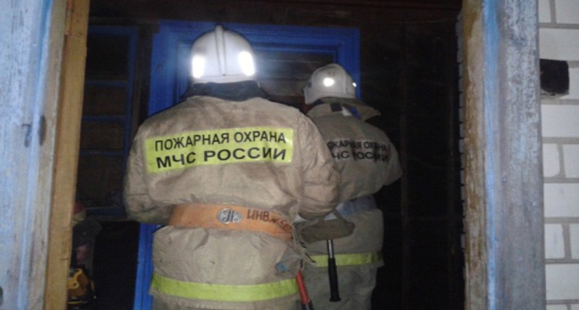 В Воронеже потушили пожар в двухэтажном здании на улице Машиностроителей