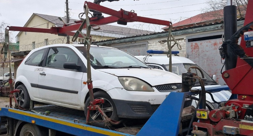 В Семилуках у нетрезвого водителя конфисковали автомобиль после повторного нарушения