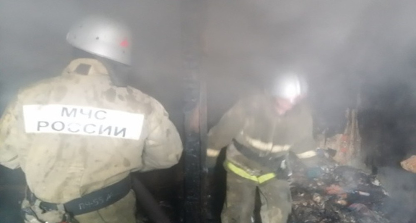 В Каширском районе пожарные потушили возгорание в нежилом доме