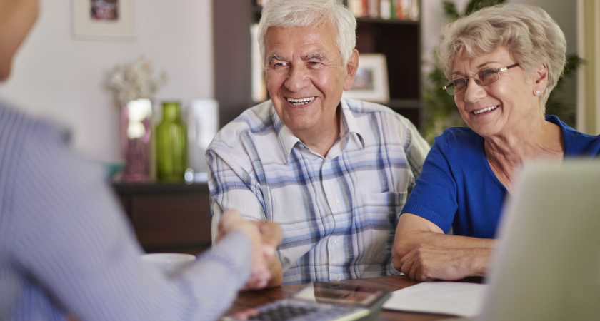Новое электронное удостоверение для пенсионеров: ответы на главные вопросы