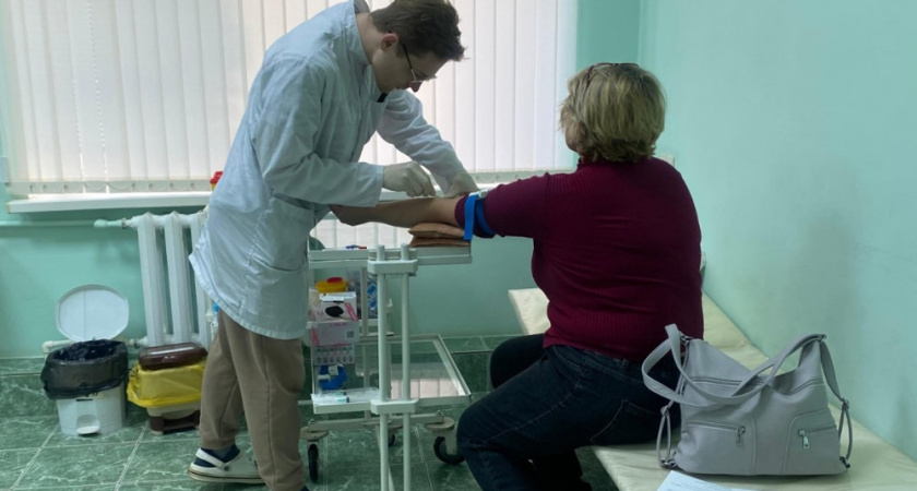 В крупной воронежской компании провели выездную диспансеризацию для более 120 сотрудников