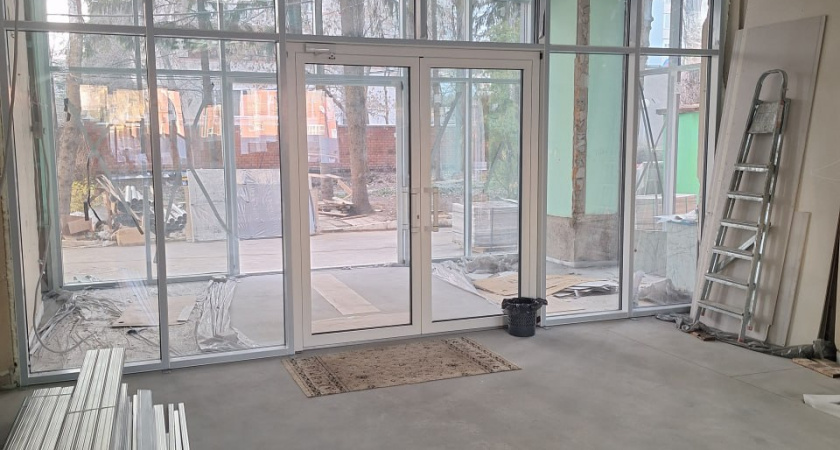 В воронежской областной больнице №2 продолжается капитальный ремонт стационарного отделения №1