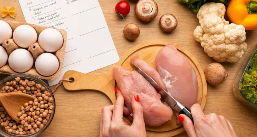 Одна химия вместо мяса: Роскачество назвало худшего производителя филе цыпленка