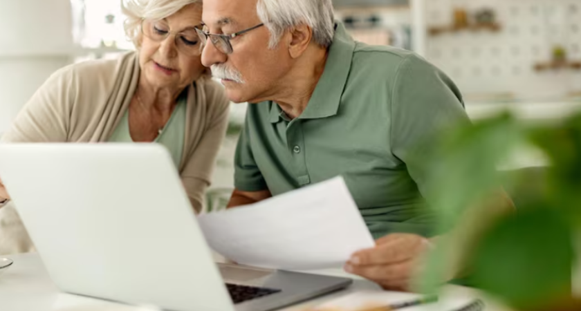 С 1 января 2026 года пенсионерам снизят выплаты за услуги ЖКХ. Кому и как это поможет