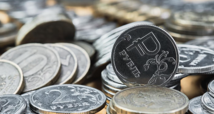 Кому добавят денег в 2026: не только пенсионерам, но и родителям, учителям, врачам