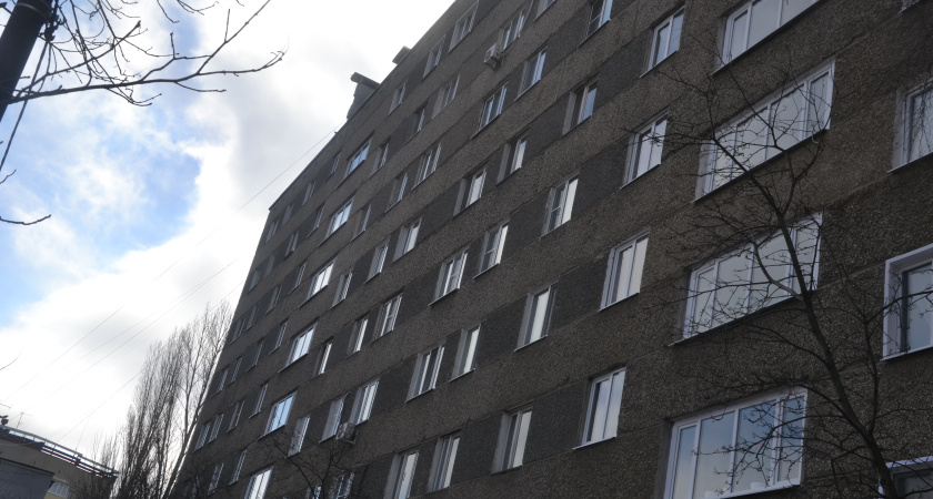 Ещё одна квартира в Воронеже едва не ушла по «схеме Долиной»: как суд защитил покупателя и оставил ему жильё