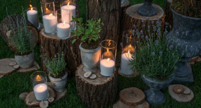 Ставлю свечи в теплицу при заморозках, чтобы спасти рассаду - совет моей бабушки