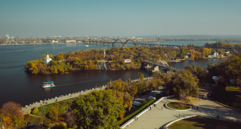 Русский город, в который вы не сможете попасть: путешествие в пограничный Ивангород