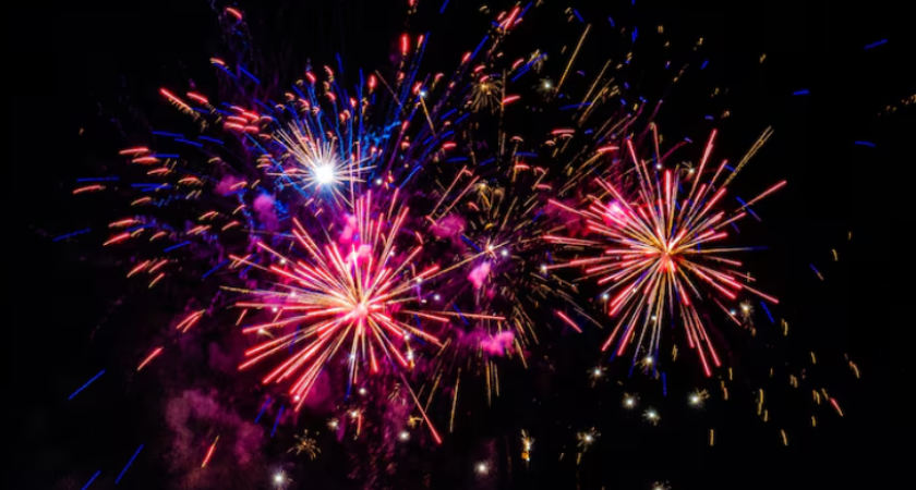 Запустил фейерверк у подъезда? Готовь 20 000 рублей. Новые правила праздника