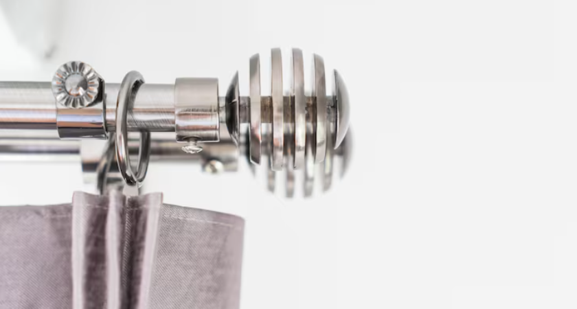 Белый уходит, карнизы прячут в потолок: главные тренды с тюлем в 2026 году, которые взяли все дизайнеры на заметку