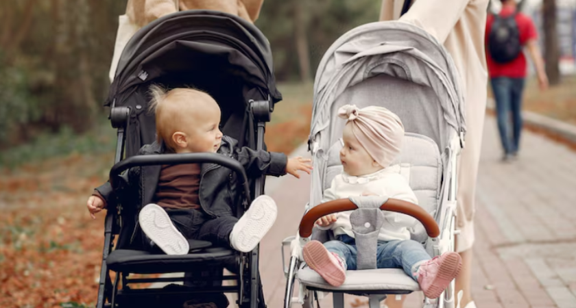 В Воронеже появится бесплатный прокат детских колясок и кроваток