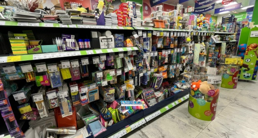 «Фикс Прайс» готовится к праздникам, полки просто переполнены