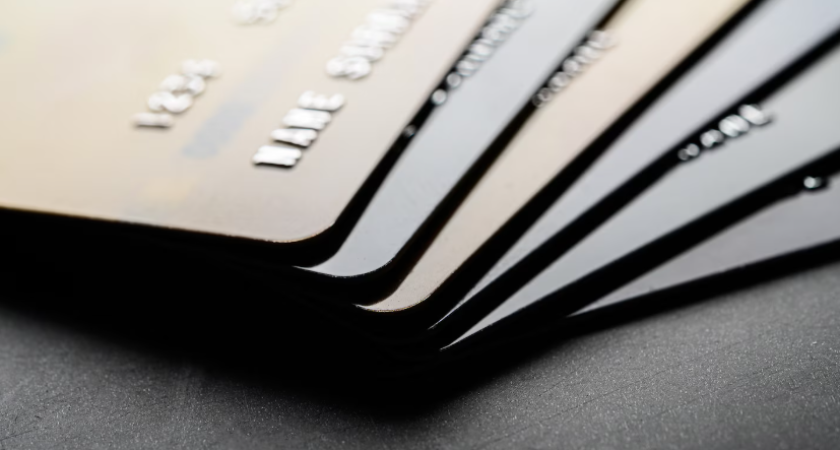 Оплатил тур и остался без денег: новые ловушки СБП, о которых молчат банки