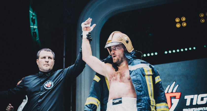 В Воронеже нокаутировали Мохаммеда Али: при поддержке «Новых людей» прошел турнир «Бои за будущее»