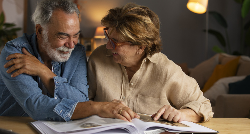 Как стаж и дети влияют на пенсию: правила 2026 года для мужчин и женщин