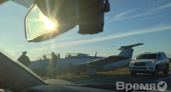 Под Воронежем на обочине оживлённой дороги припарковали самолёт
