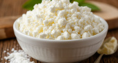 «Грязный» секрет творога: как отличить настоящий творог от подделки — простой тест кипятком