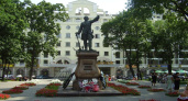 В Воронеже отметили 165 лет со дня открытия памятника Петру I