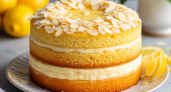 Лимонно-миндальный слоистый пирог с яблоками в креме: рецепт «невидимого» десерта